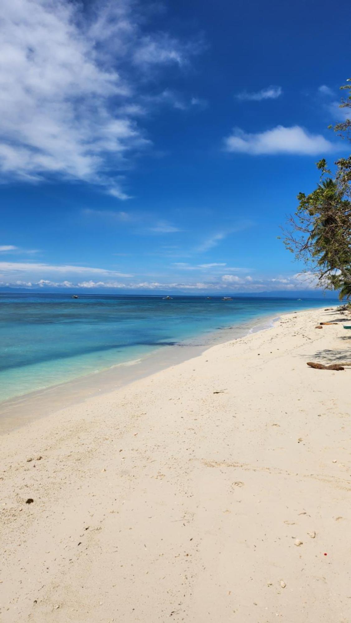 Gem Crystal Water Resort Davao Exterior photo